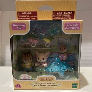 New Calico Critters Pool Set